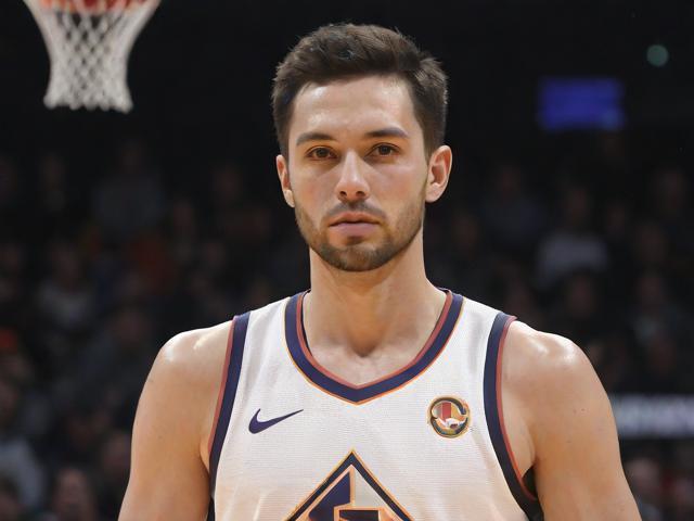 开云体育_ NBA全明星周末盛况：明星球员的精彩瞬间，nba全明星开幕式视频