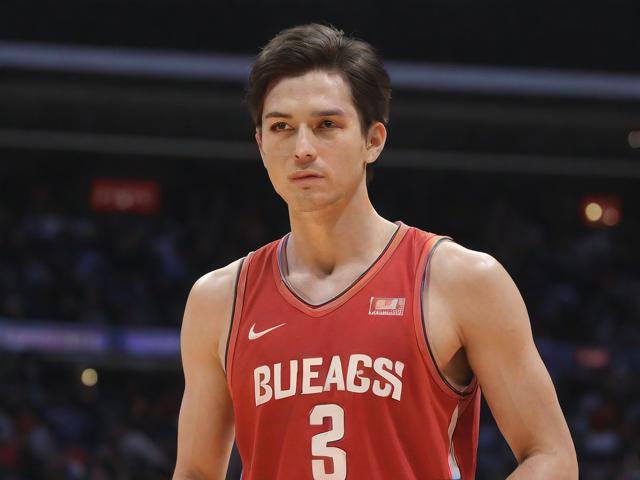 开云体育_ NBA夏季联赛的亮点：新秀们的首次挑战，nba夏季联赛开赛时间