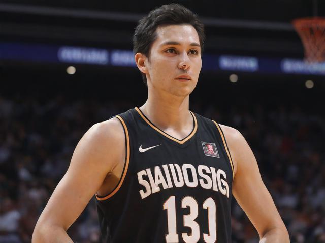 开云体育_ NBA季后赛的决战时刻：谁能把握机会？，nba季后赛开打了吗