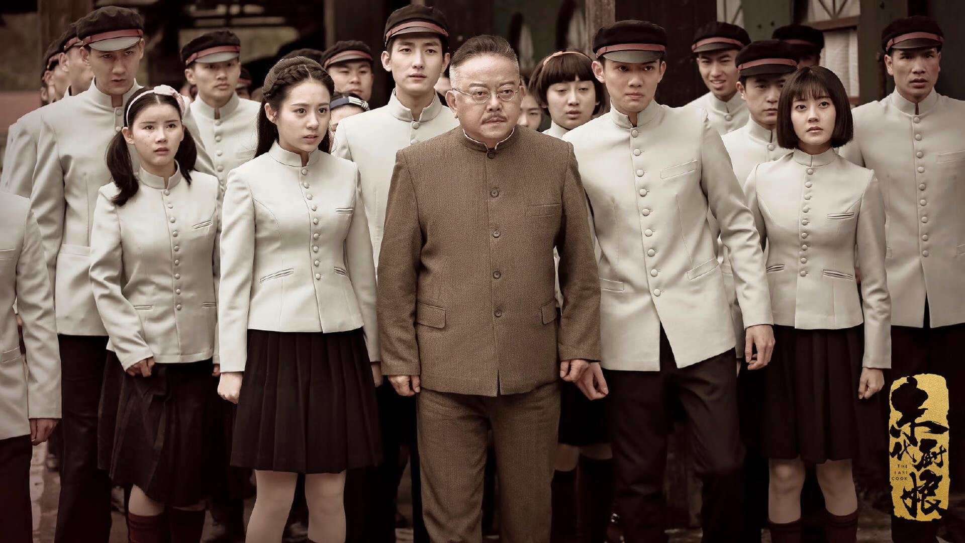 马刺新援展现拼劲赢得教练组认可，马刺队首发